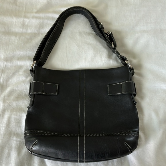Coach Leather Buckle Shoulder Bag EUC Black - Picture 5 of 16